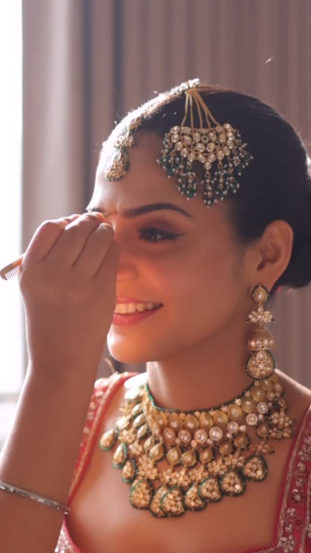 Post 9 by Deepali Bhri | Pro Makeup Artist on Instagram (video)