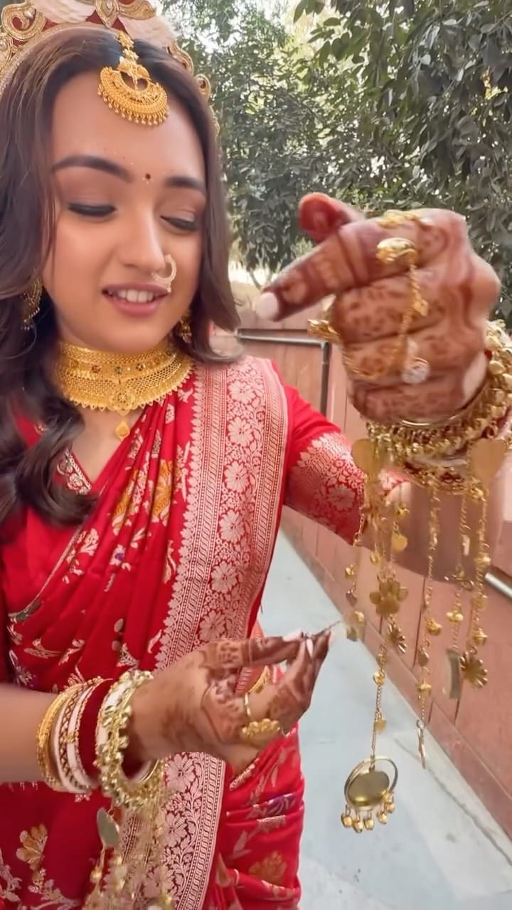 Post 8 by Deepali Bhri | Pro Makeup Artist on Instagram (video)