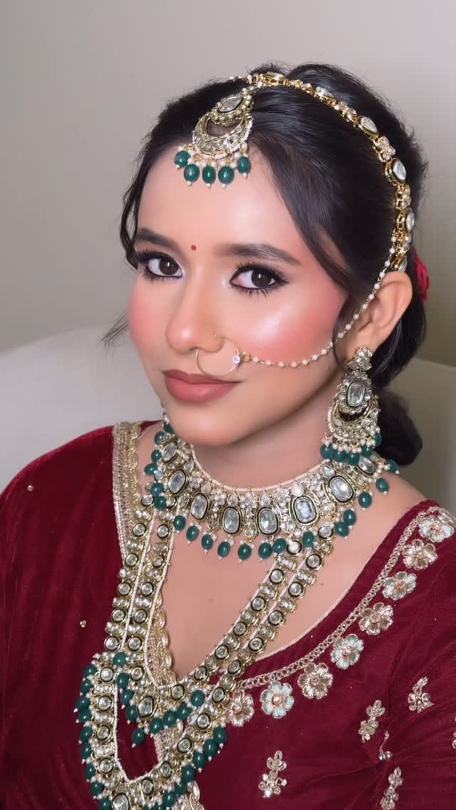 Post 7 by Himani Gupta on Instagram (video)