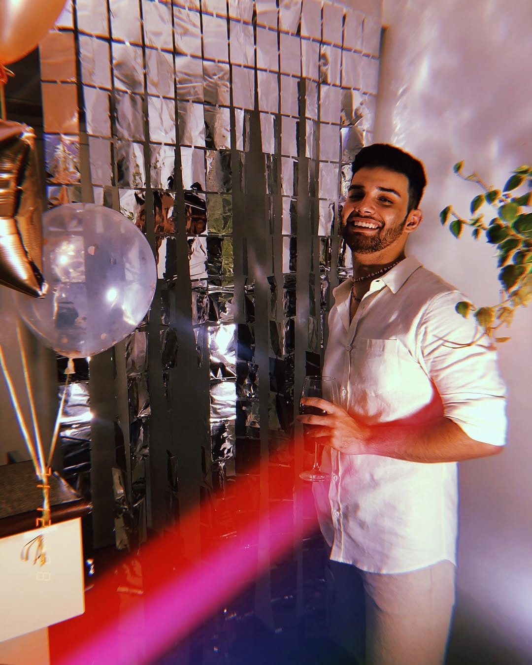 Post 8 by Guilherme Cedran on Instagram (carousel)