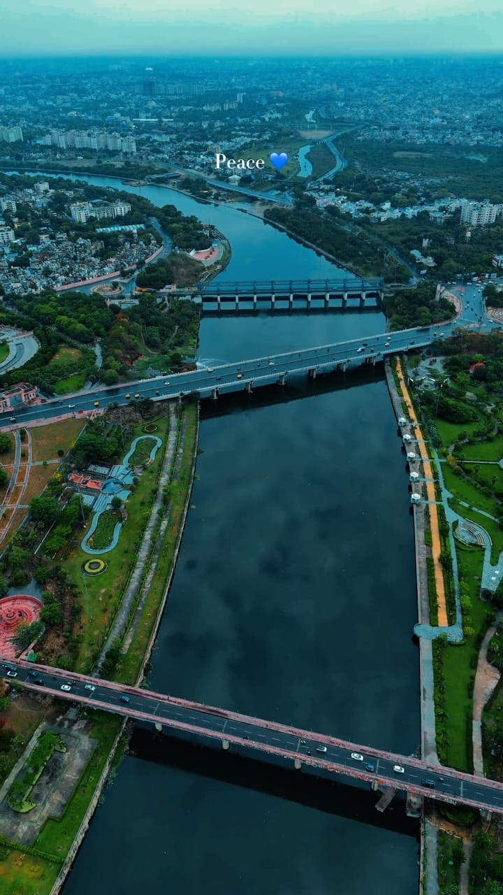 Post 6 by Avesh Khan on Instagram (video)