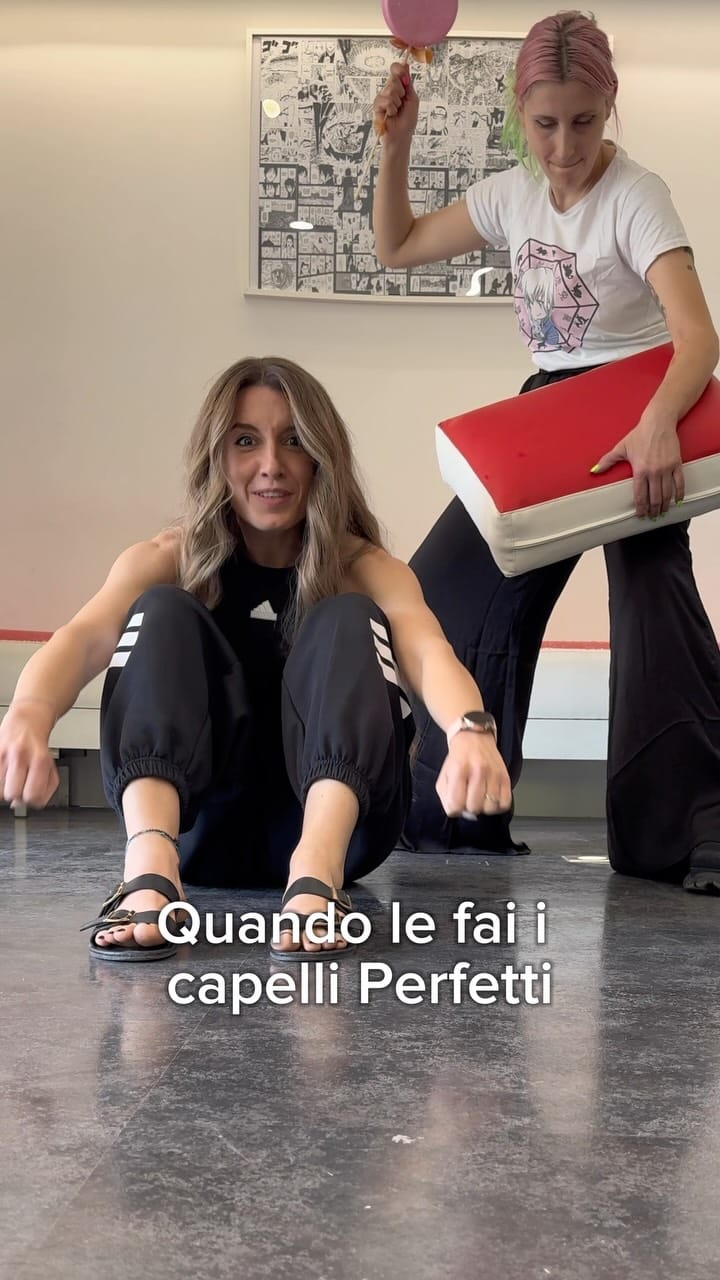 Post 1 by 𝑱𝒆𝒏𝒏𝒚 𝑭𝒓𝒂𝒕𝒊𝒏𝒊 _𝑲𝒐𝒏𝒐𝒉𝒂_ on Instagram (video)