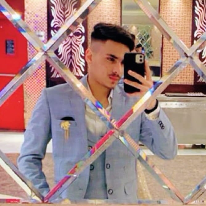 Post 6 by ❤️‍🔥KARTIK❤️‍🔥 on Instagram (image)