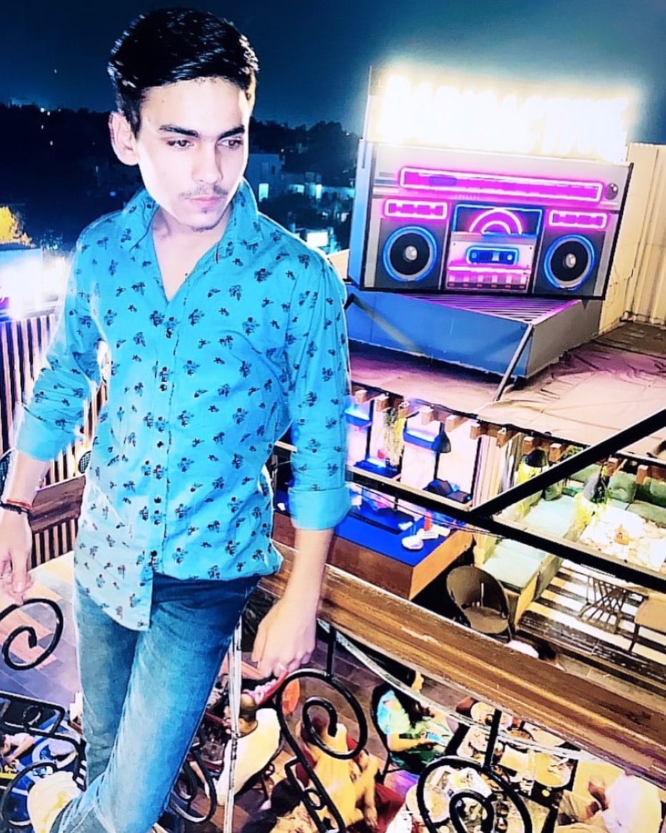 Post 8 by ❤️‍🔥KARTIK❤️‍🔥 on Instagram (image)