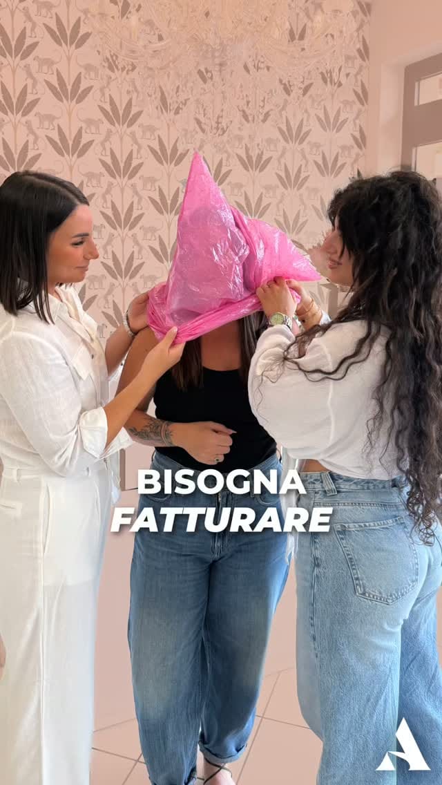 Post 6 by Di Perna Parrucchieri on Instagram (video)