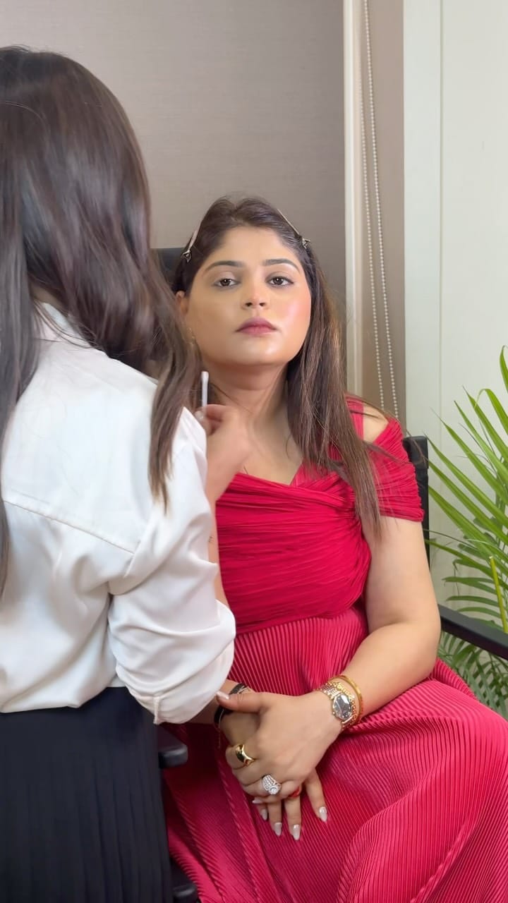 Post 8 by Chandni Shah on Instagram (video)