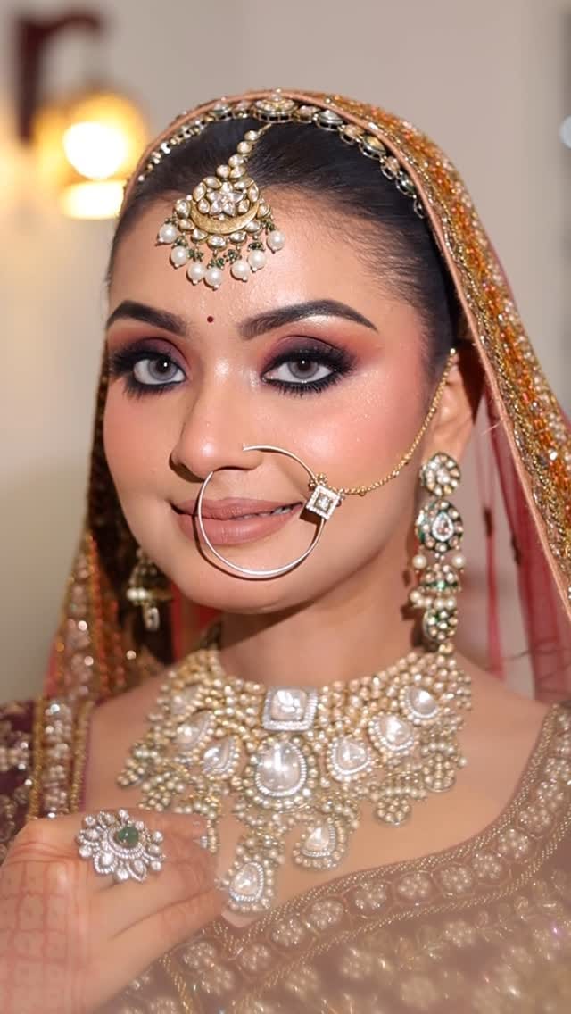 Post 8 by Manisha makeupartist on Instagram (video)