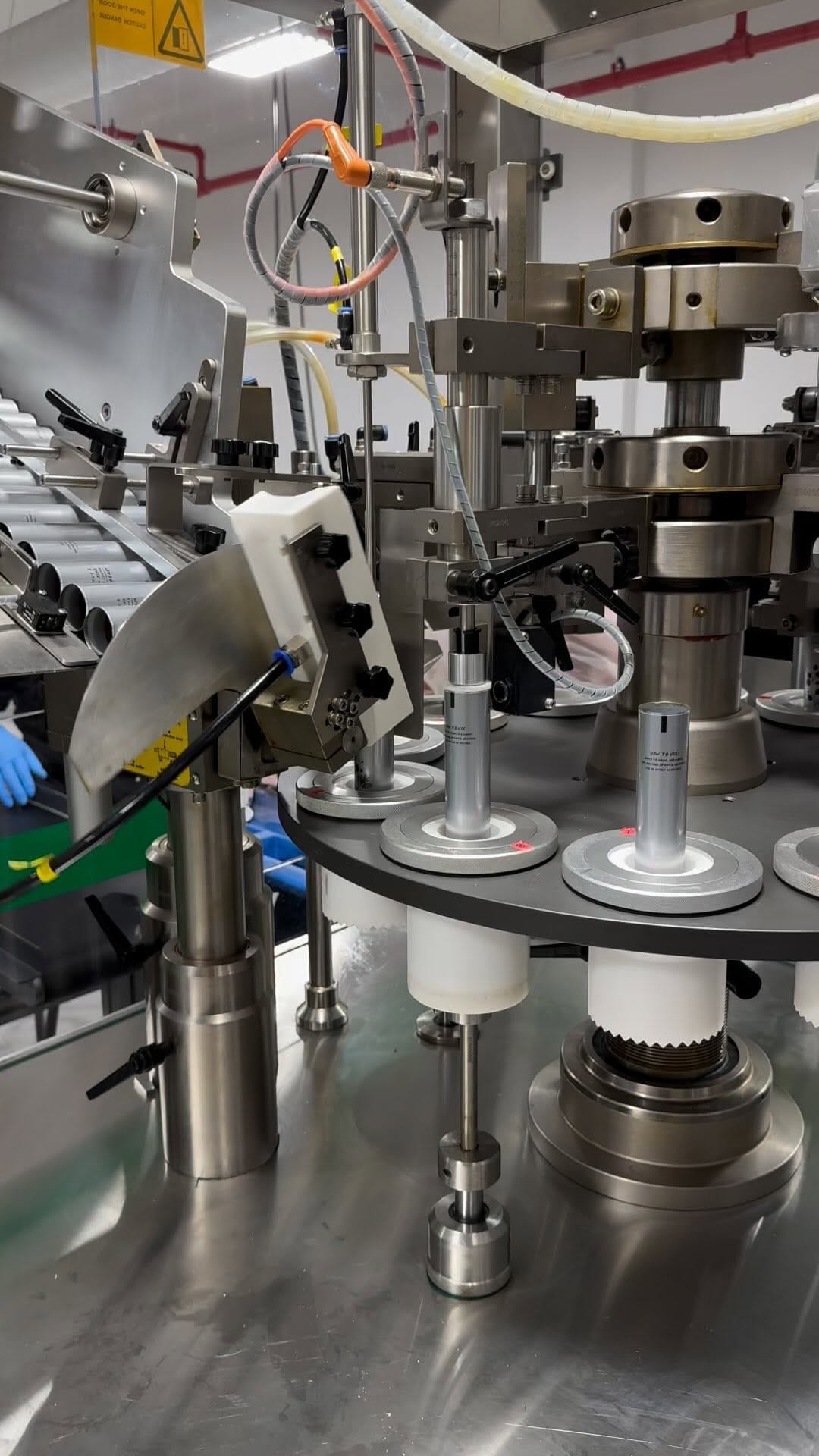 Post 10 by CG-Labs Cosmetic + Skincare Manufacturing on Instagram (video)