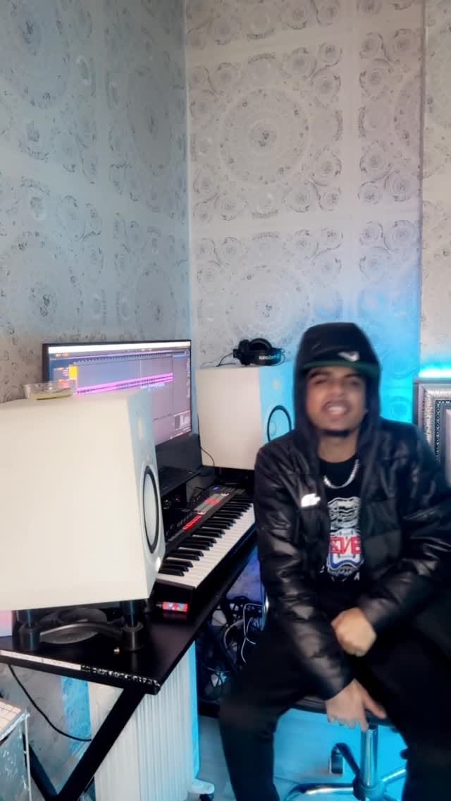 Post 8 by Rawz Ali on Instagram (video)