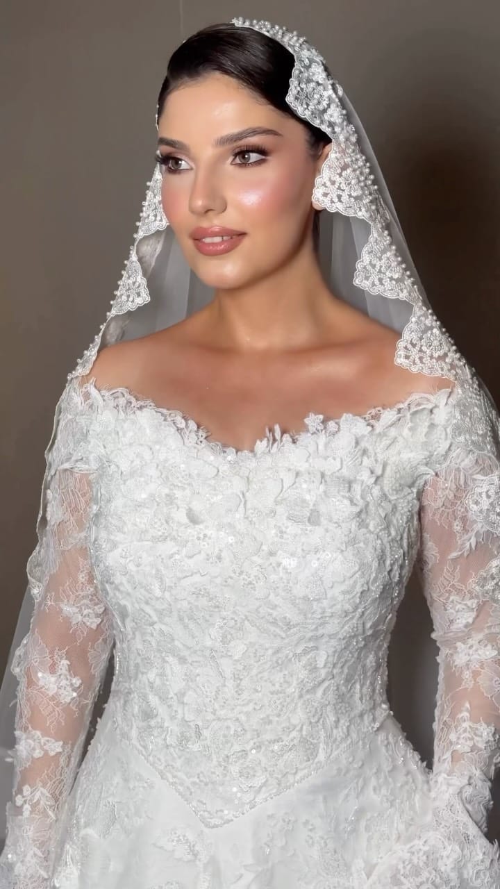 Post 1 by Asena Beliren on Instagram (video)
