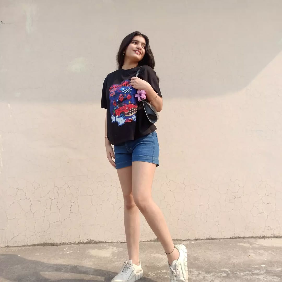 Post 5 by Lucky🧿 on Instagram (carousel)