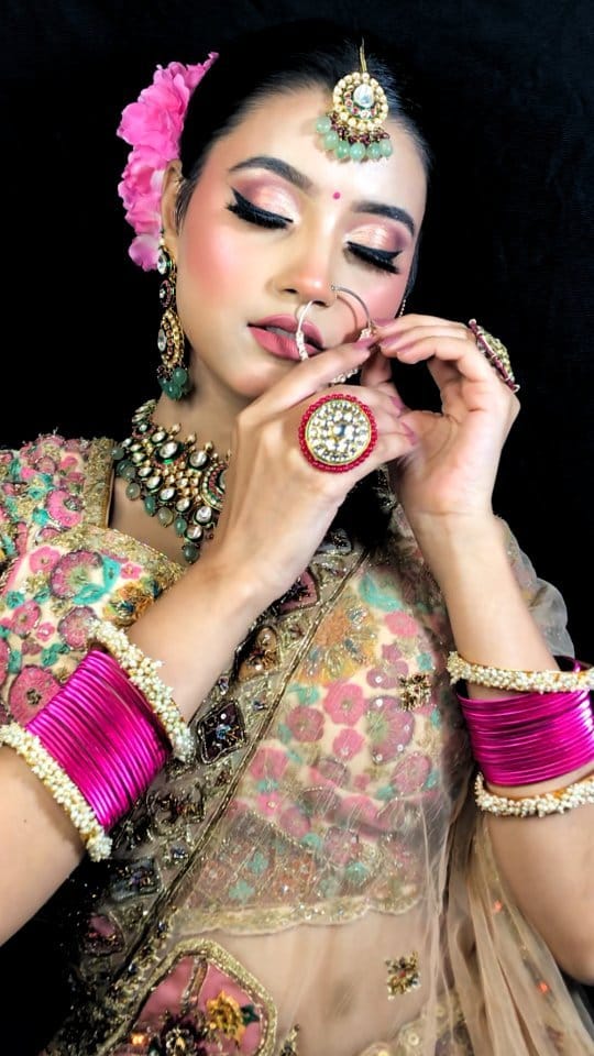 Post 10 by Ruby Sharma | Makeup Artsist | Delhi | Freelance on Instagram (video)