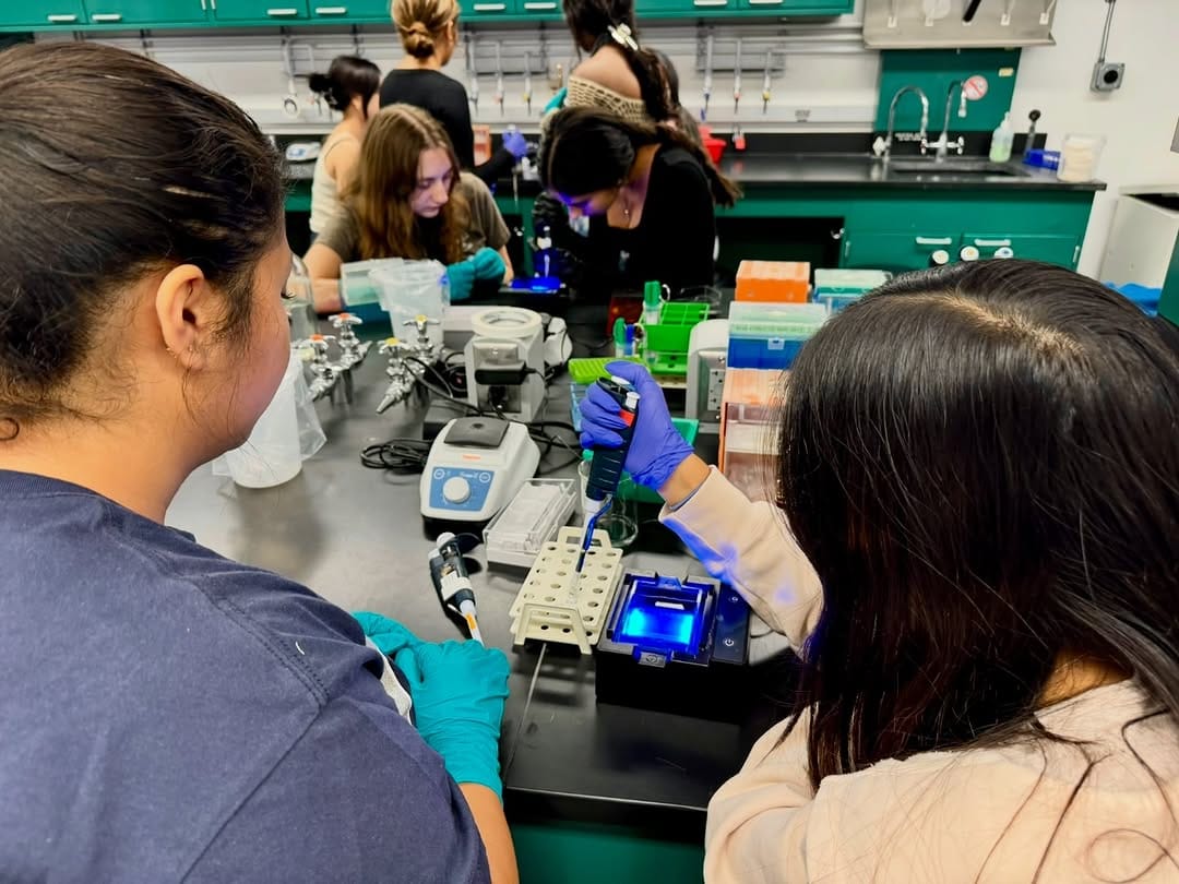 Post 1 by UC Irvine Charlie Dunlop School of Biological Sciences on Instagram (carousel)