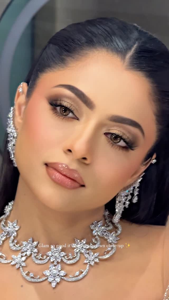 Post 7 by Ridhi Verma | Makeup & Hair on Instagram (video)