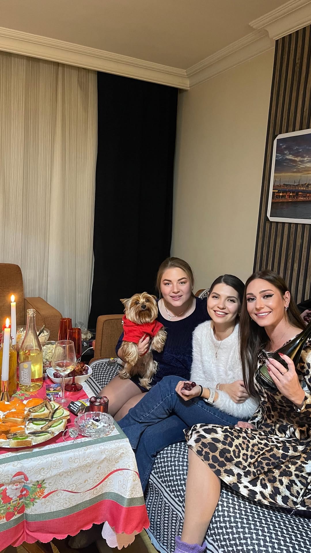 Post 5 by Anastasiia Kutsenko on Instagram (video)