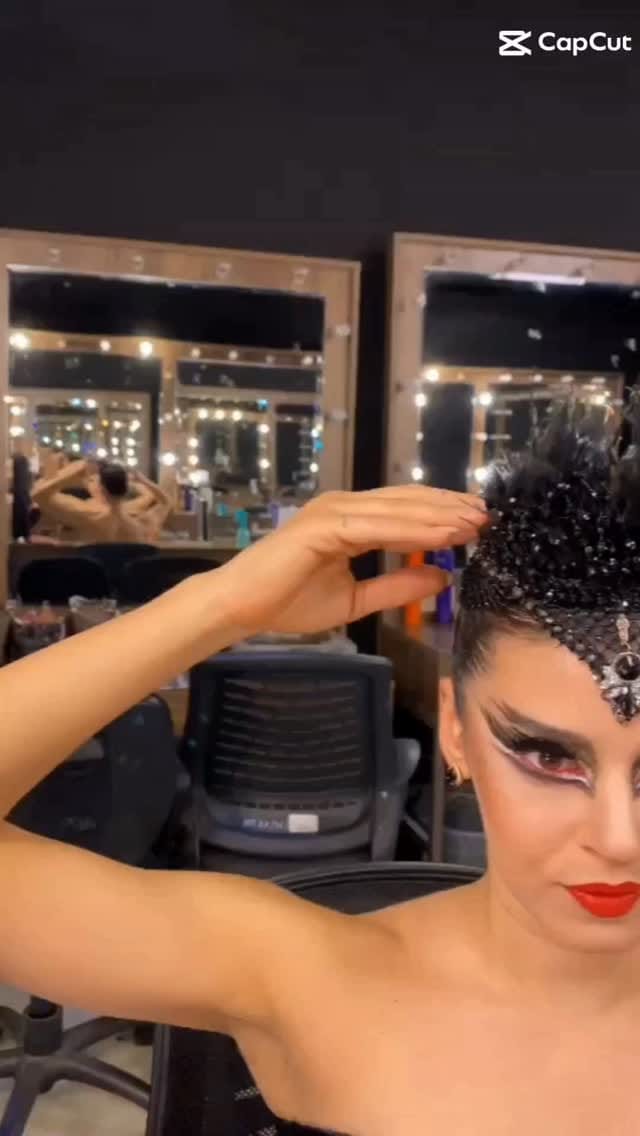 Post 2 by Burcu Olguner on Instagram (video)
