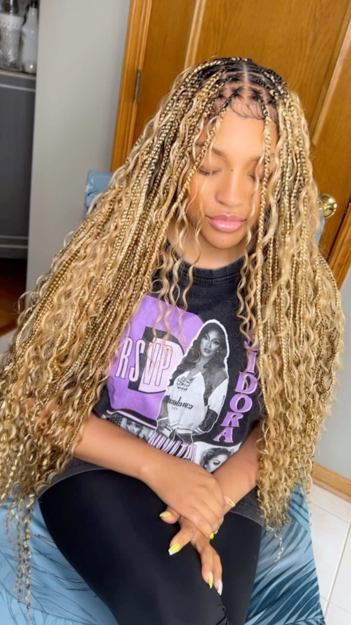 Post 9 by Maameyaa Cann D. on Instagram (video)