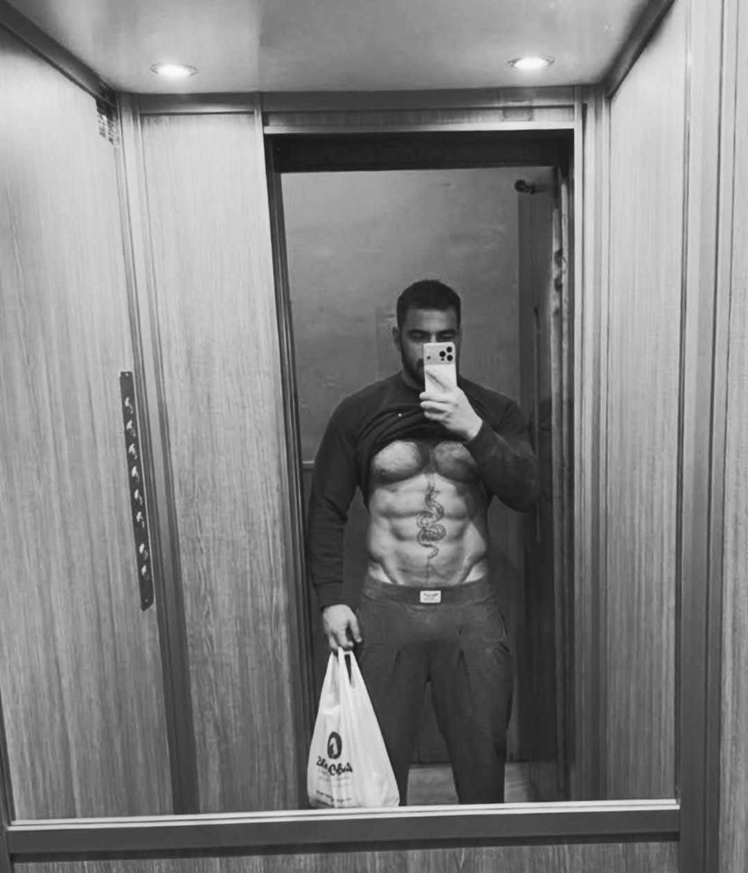 Post 2 by Antonio Fil on Instagram (image)