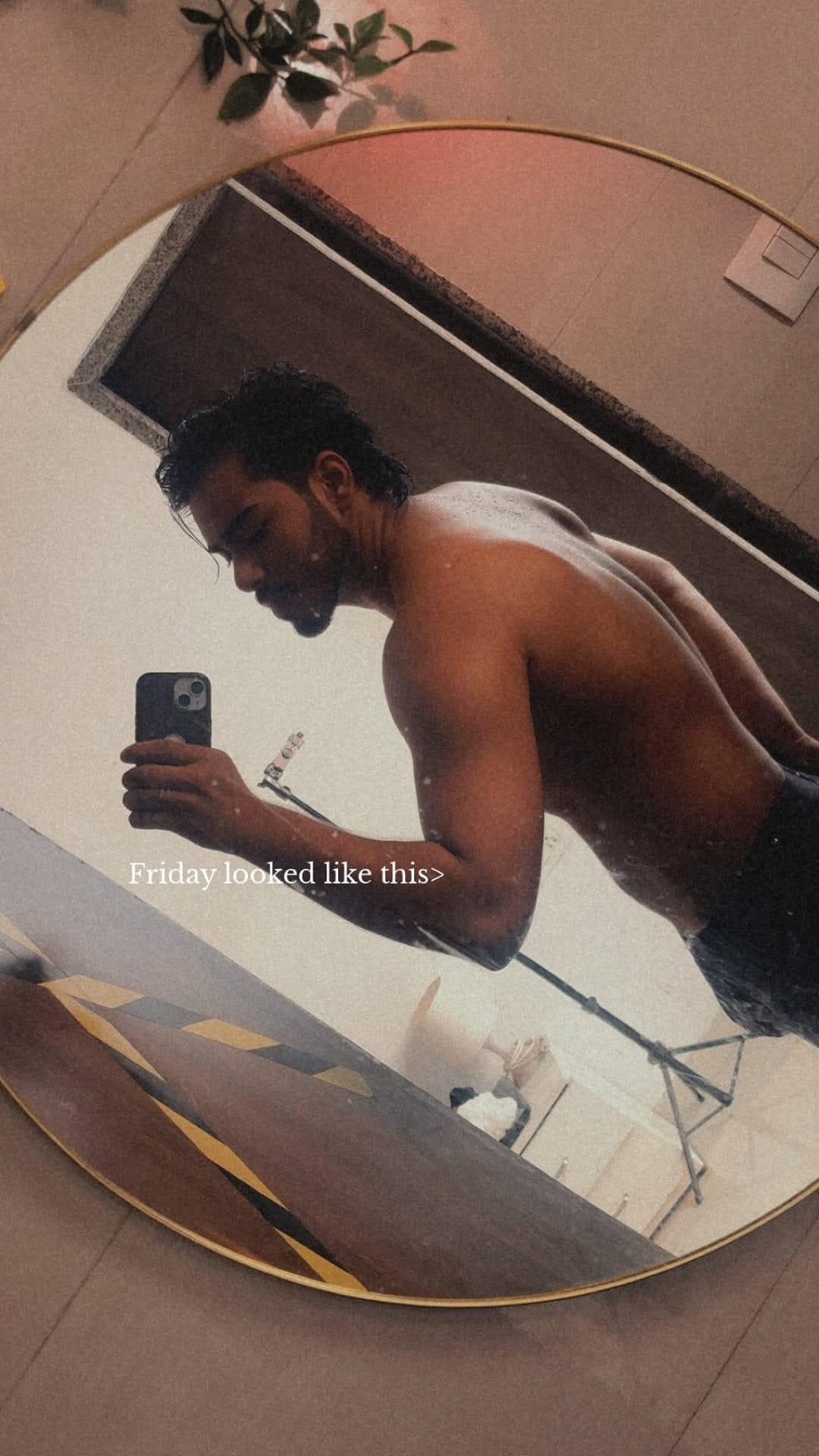 Post 6 by 𝐀𝐧𝐣𝐚𝐧𝐚𝐲 𝐑𝐚𝐢 🎭🎬 on Instagram (video)