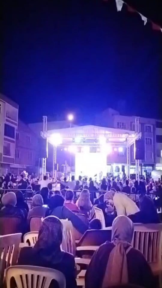 Post 1 by Ayhan - 🇹🇷📱redmi 15 🇹🇷 on Instagram (video)
