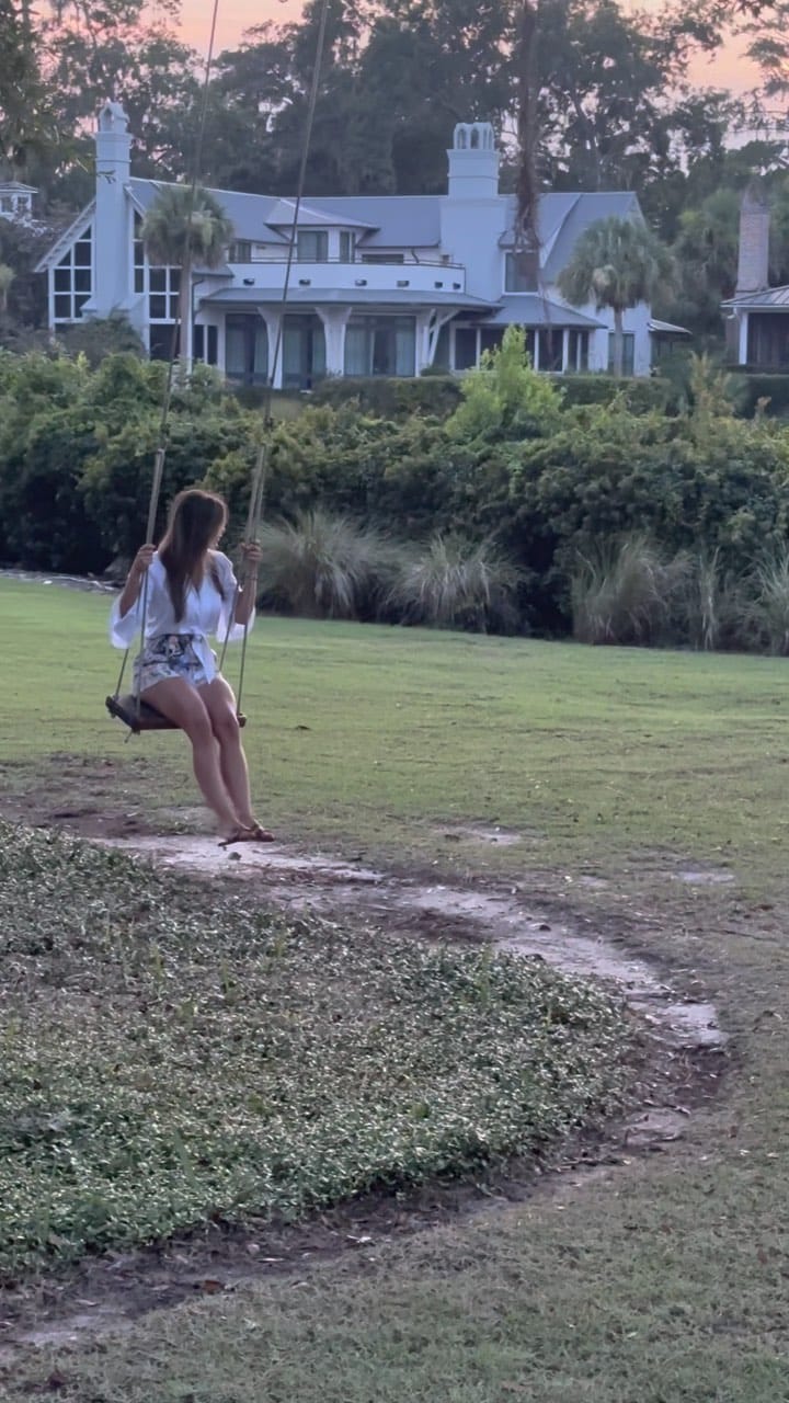 Post 10 by Jaqueline Luccas on Instagram (video)