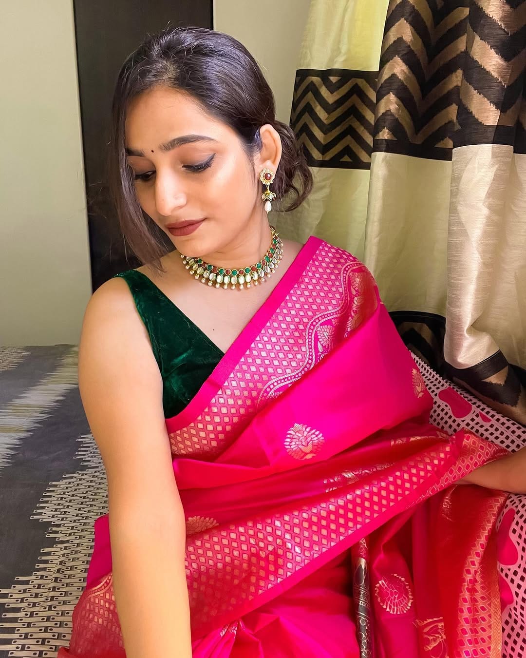 Post 10 by Pooja chavan on Instagram (carousel)