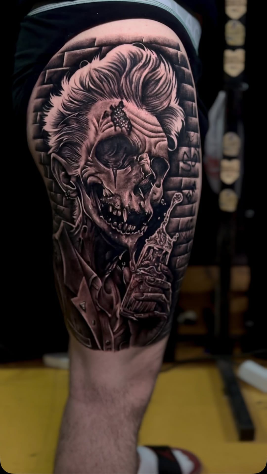 Post 8 by B A Y on Instagram (video)