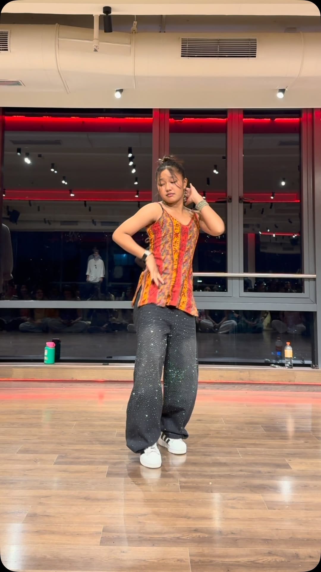 Post 5 by Larinsha~ on Instagram (video)