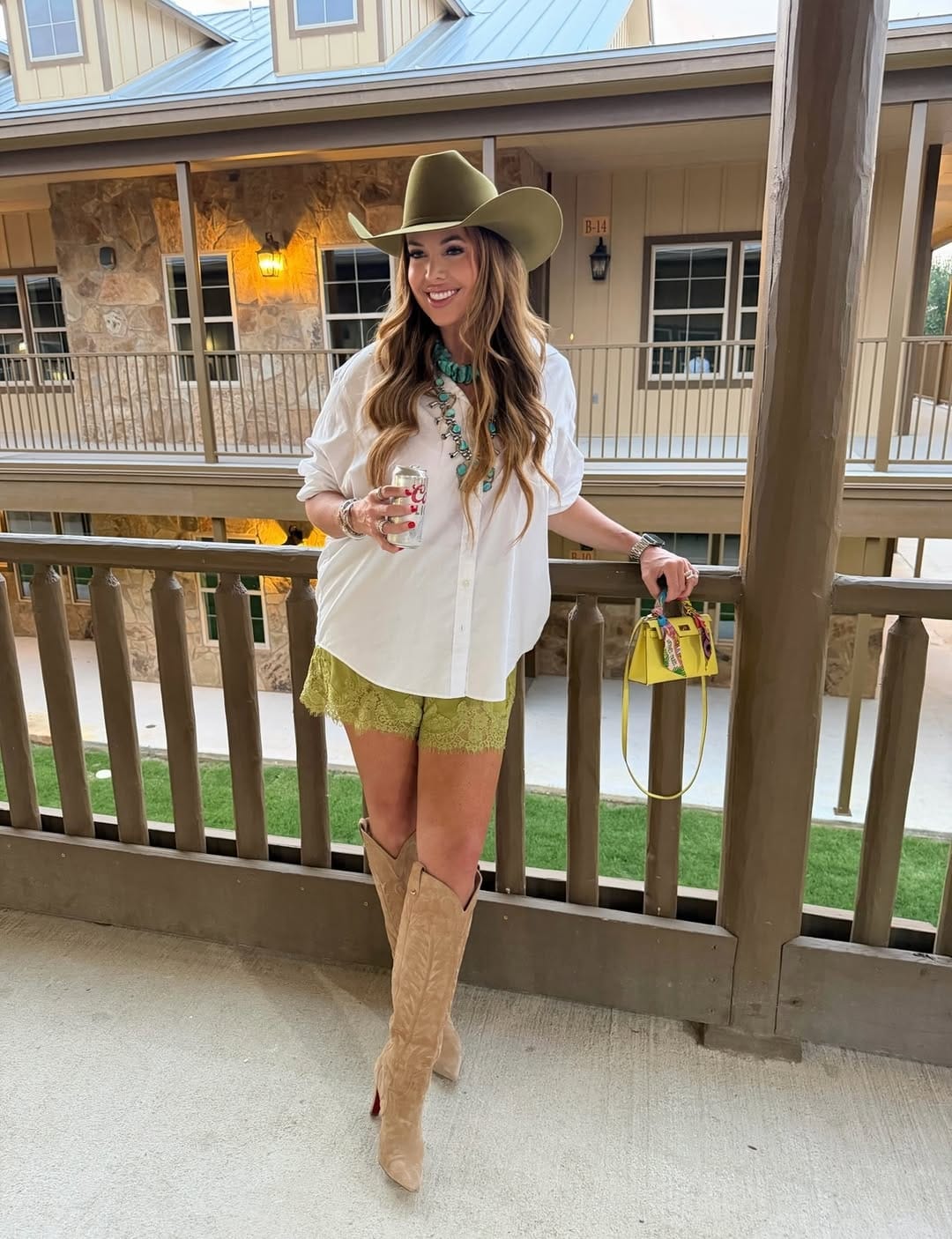 Post 6 by AIMEE ANDERSON on Instagram (carousel)