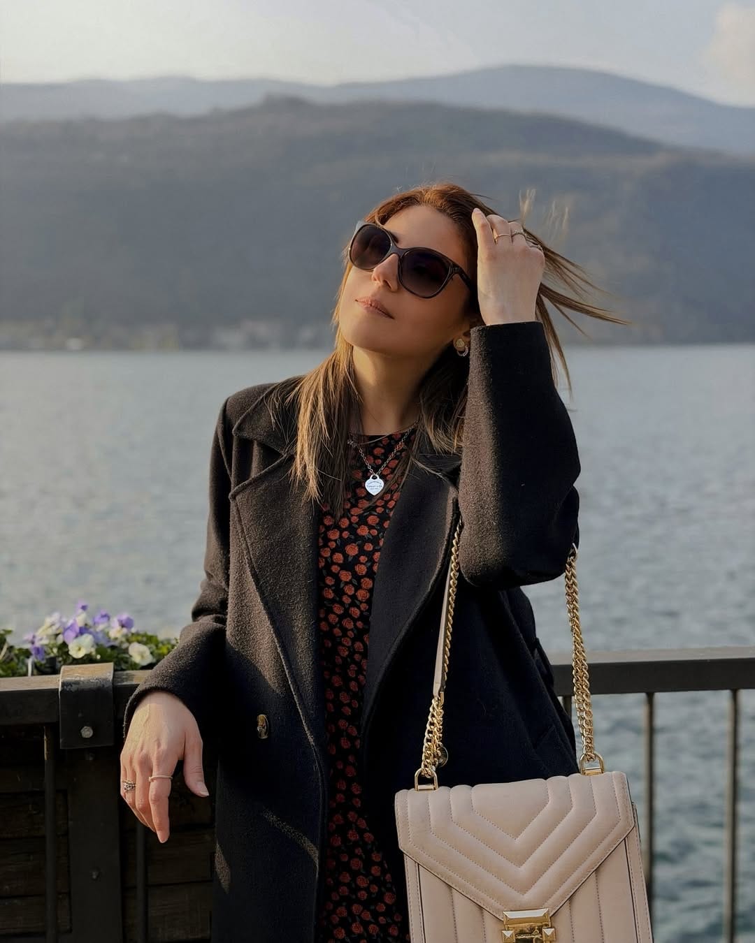 Post 9 by Valentina on Instagram (image)