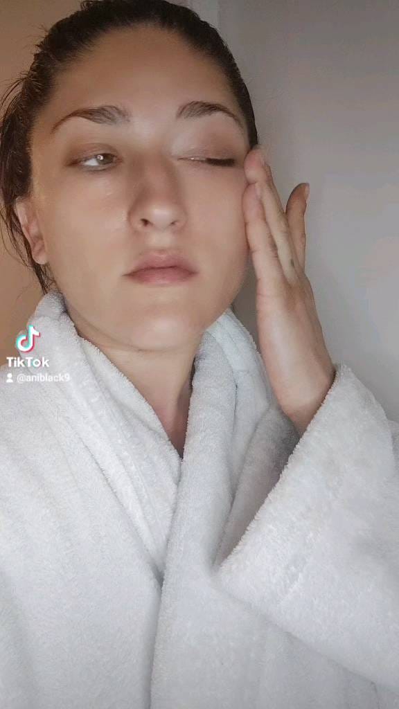 Post 3 by Anya Polyakova on Instagram (video)