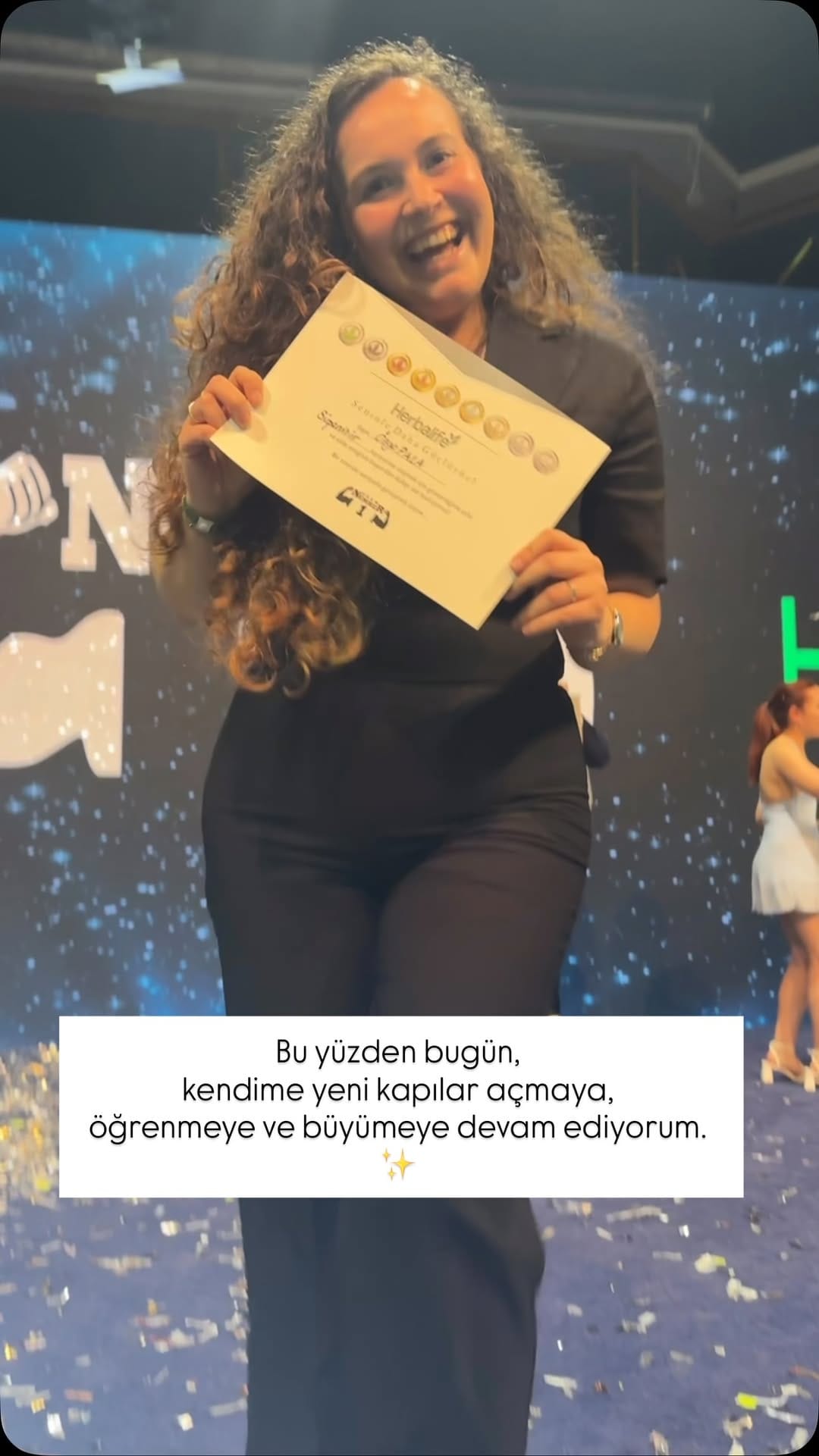 Post 8 by Öℤ𝔾𝔼 ℙ𝔸𝕃𝔸 彡Sağlıklı Yaşam🍏 • Kişisel Gelişim ✨️ • Motivasyon ♡彡 on Instagram (video)
