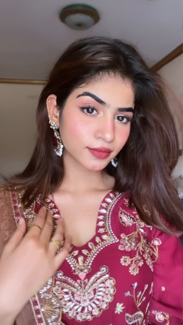 Post 4 by Alifya🤍 on Instagram (video)