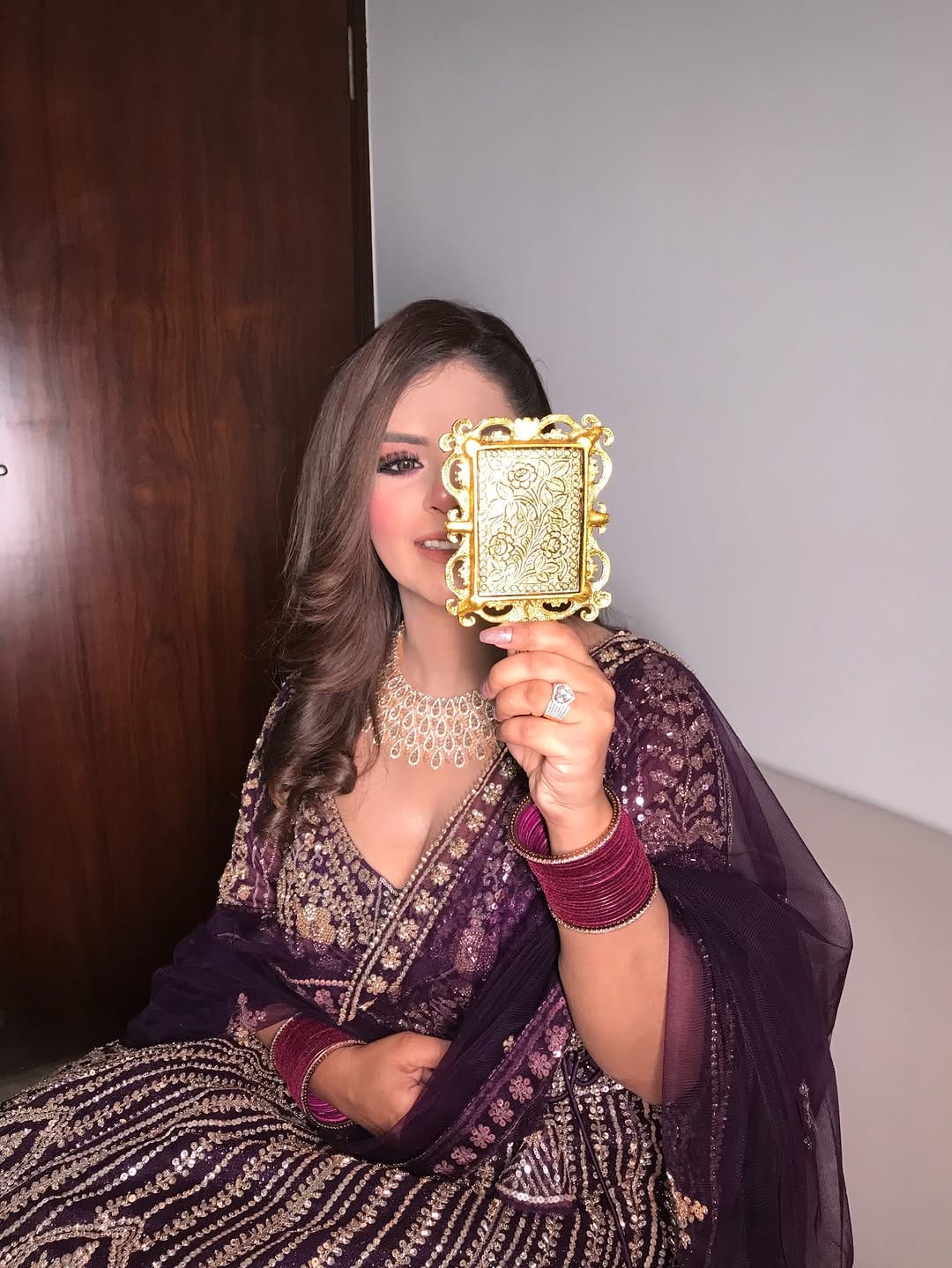 Post 6 by KIRTI BATRA SINGH✨| Delhi Makeup Artist on Instagram (carousel)