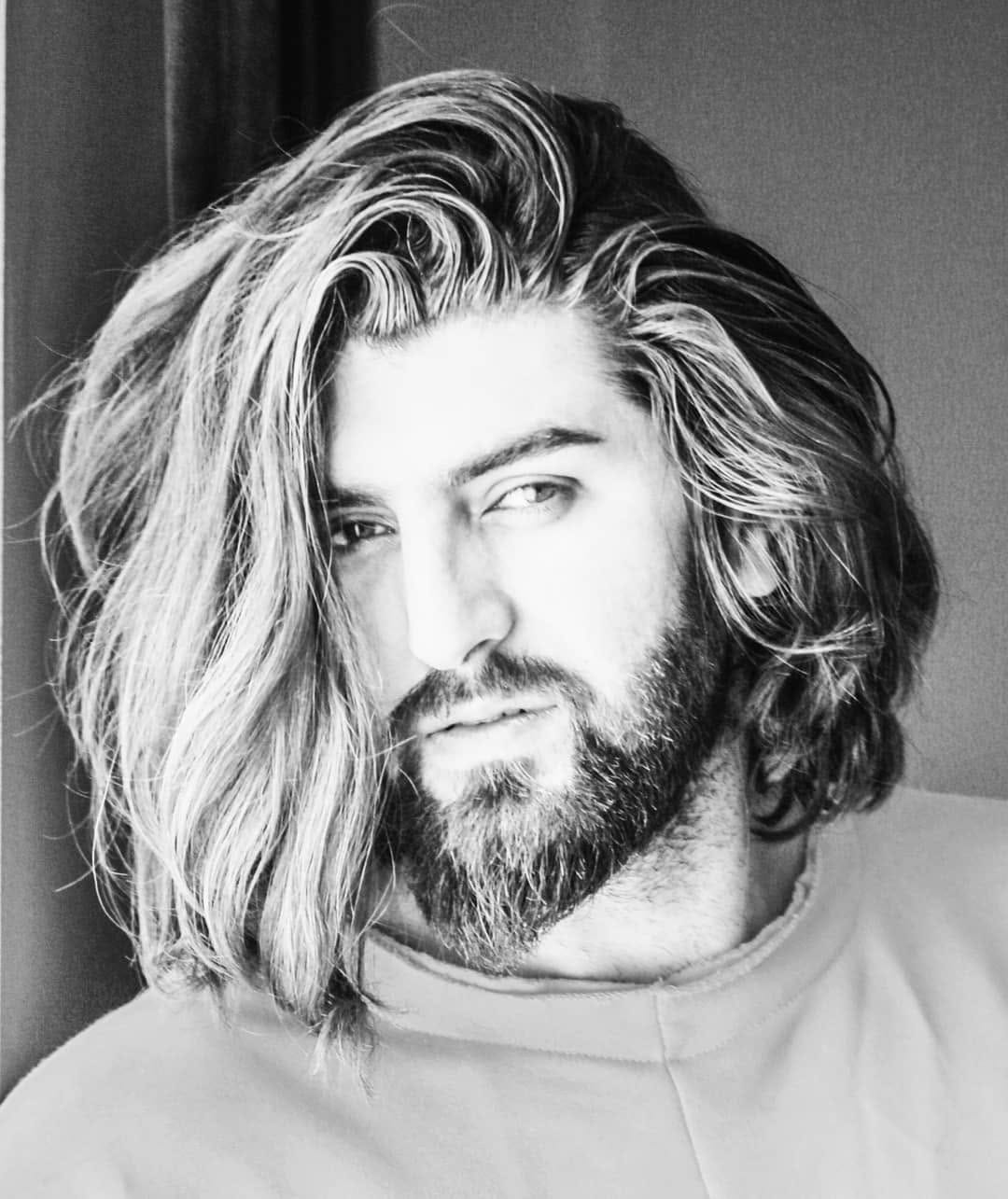 Post 6 by ateş şah on Instagram (image)