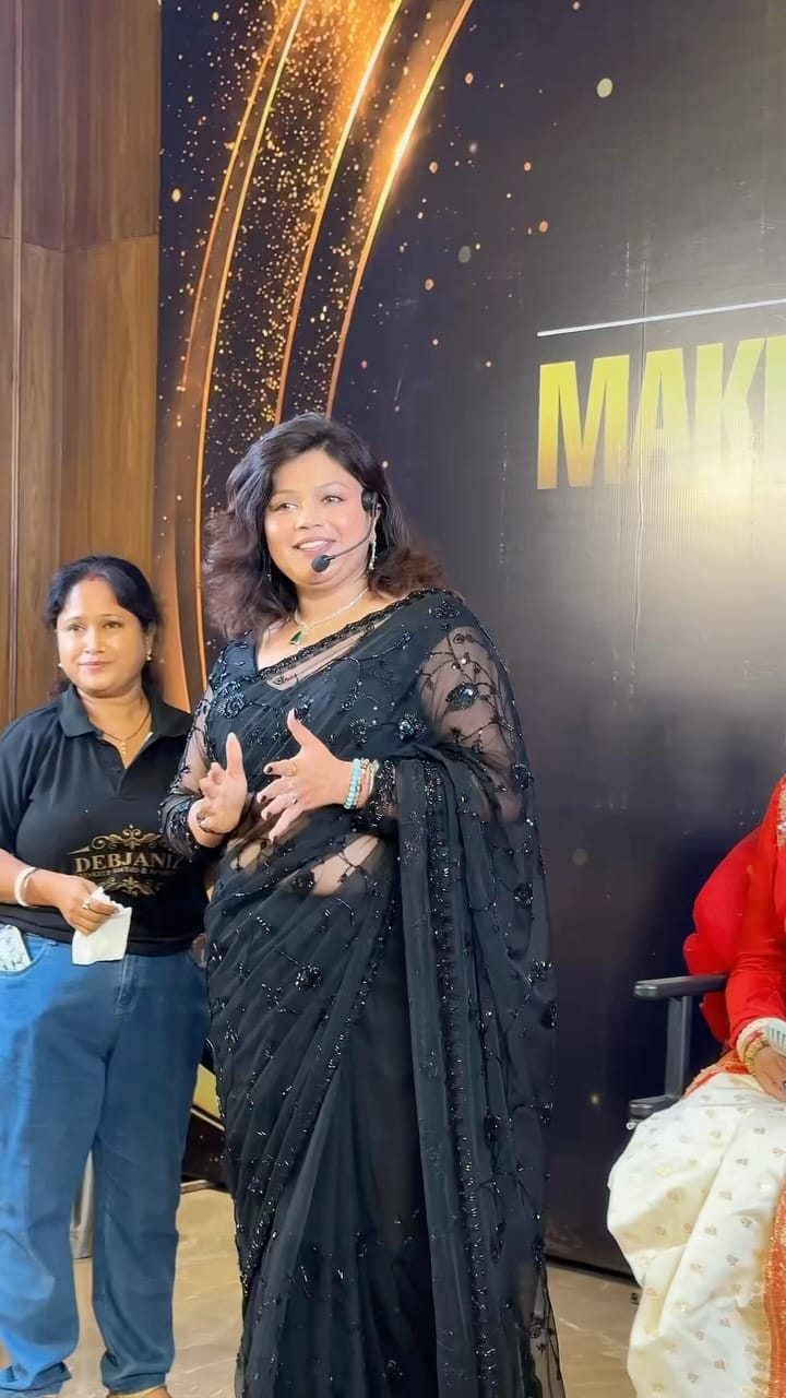 Post 6 by Debjani Dutta on Instagram (video)