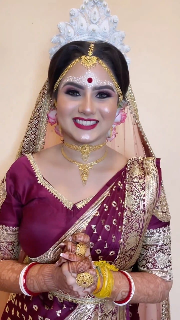 Post 10 by Debjani Dutta on Instagram (video)