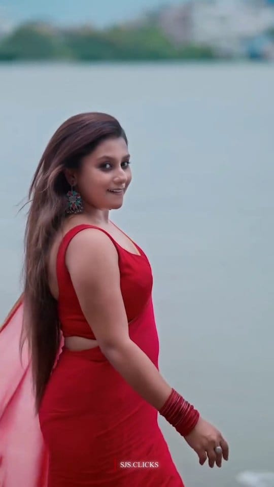 Post 7 by Soutirna Banerjee on Instagram (video)