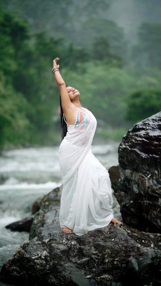 Post 8 by Soutirna Banerjee on Instagram (video)