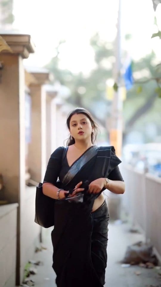 Post 10 by Soutirna Banerjee on Instagram (video)