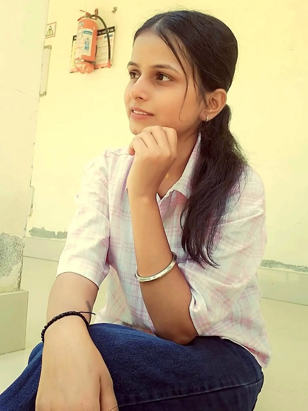 Post 1 by Chhoti👑 on Instagram (carousel)