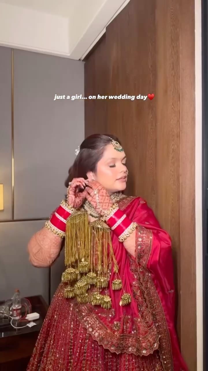 Post 6 by KANISHKA THAKUR✨ on Instagram (video)