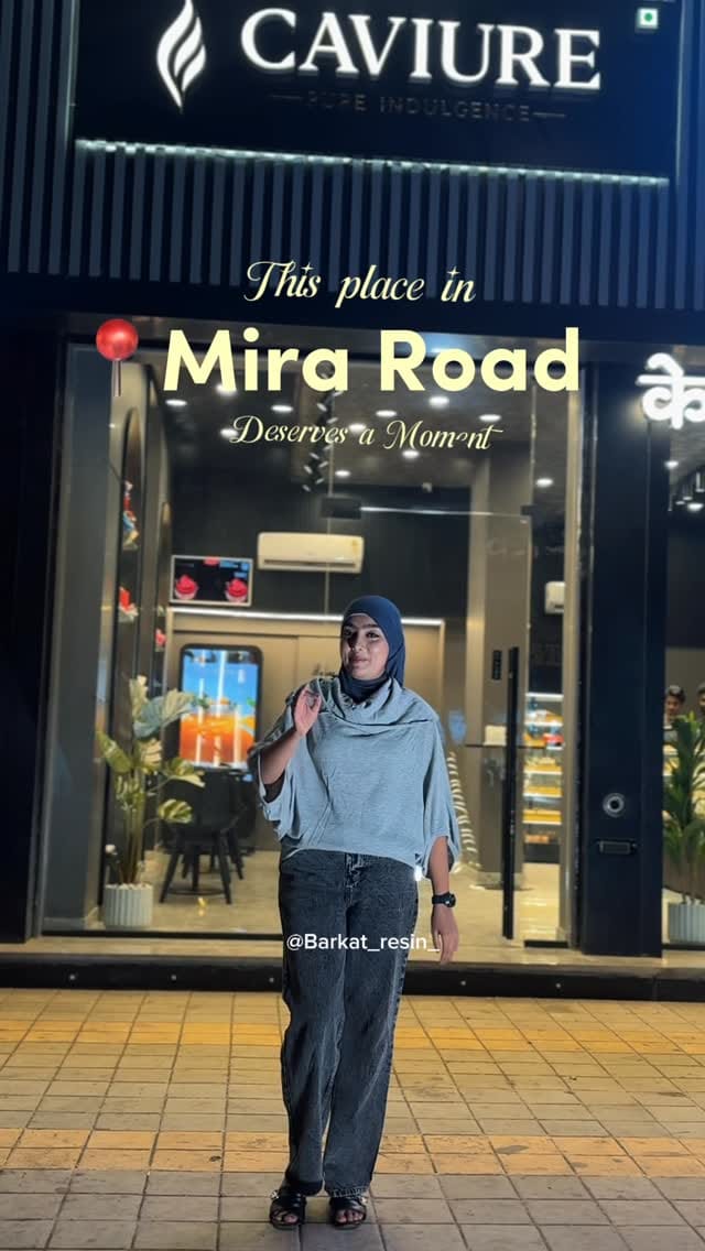 Post 6 by Barkat Resin ( Resin Art and Digital Marketing) on Instagram (video)