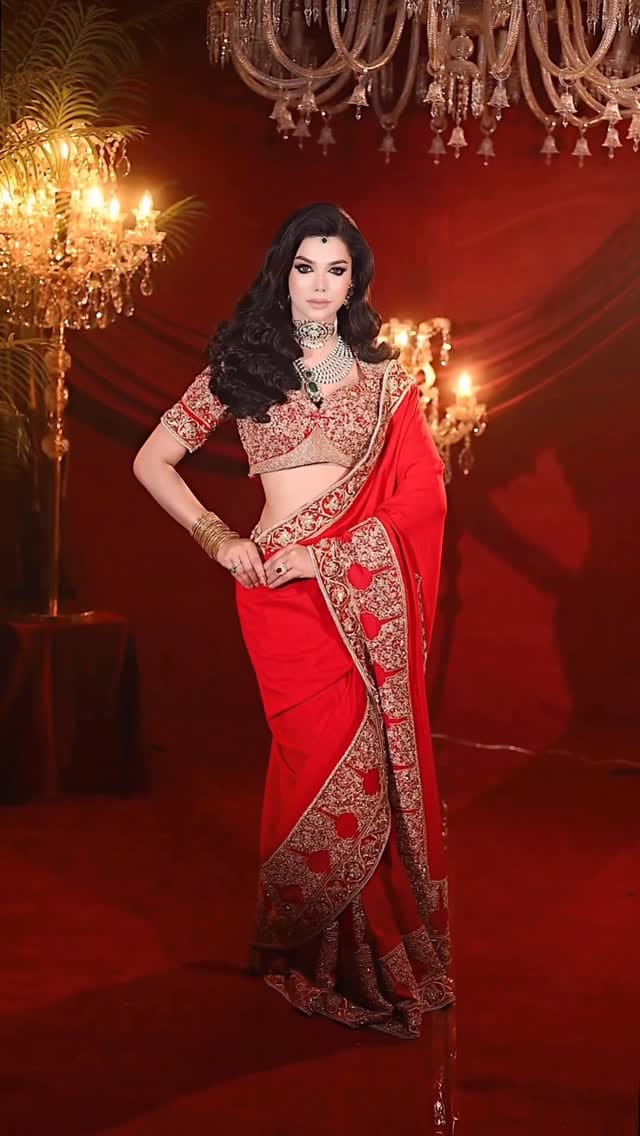 Post 10 by Pratyusha singh on Instagram (video)