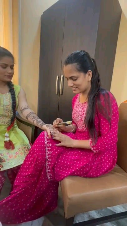 Post 9 by Neha Mehendi Designer | Udaipur 🧿 on Instagram (video)