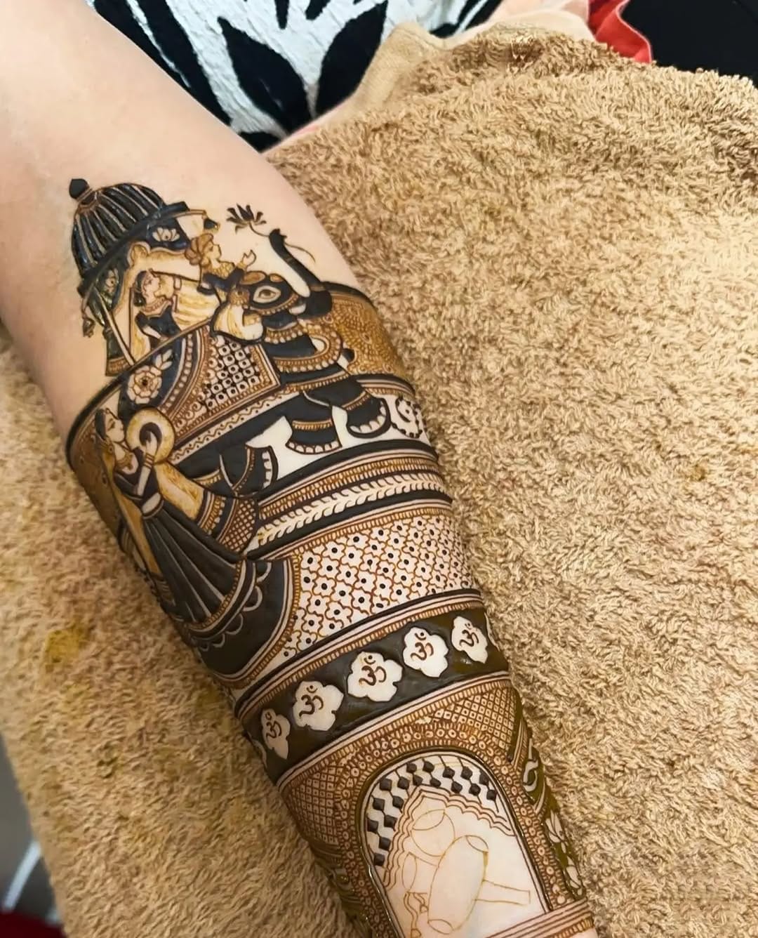 Post 4 by Neha Mehendi Designer | Udaipur 🧿 on Instagram (carousel)