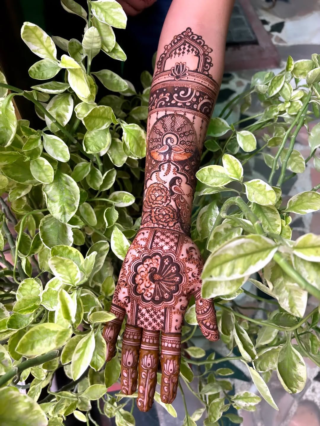 Post 7 by Neha Mehendi Designer | Udaipur 🧿 on Instagram (carousel)