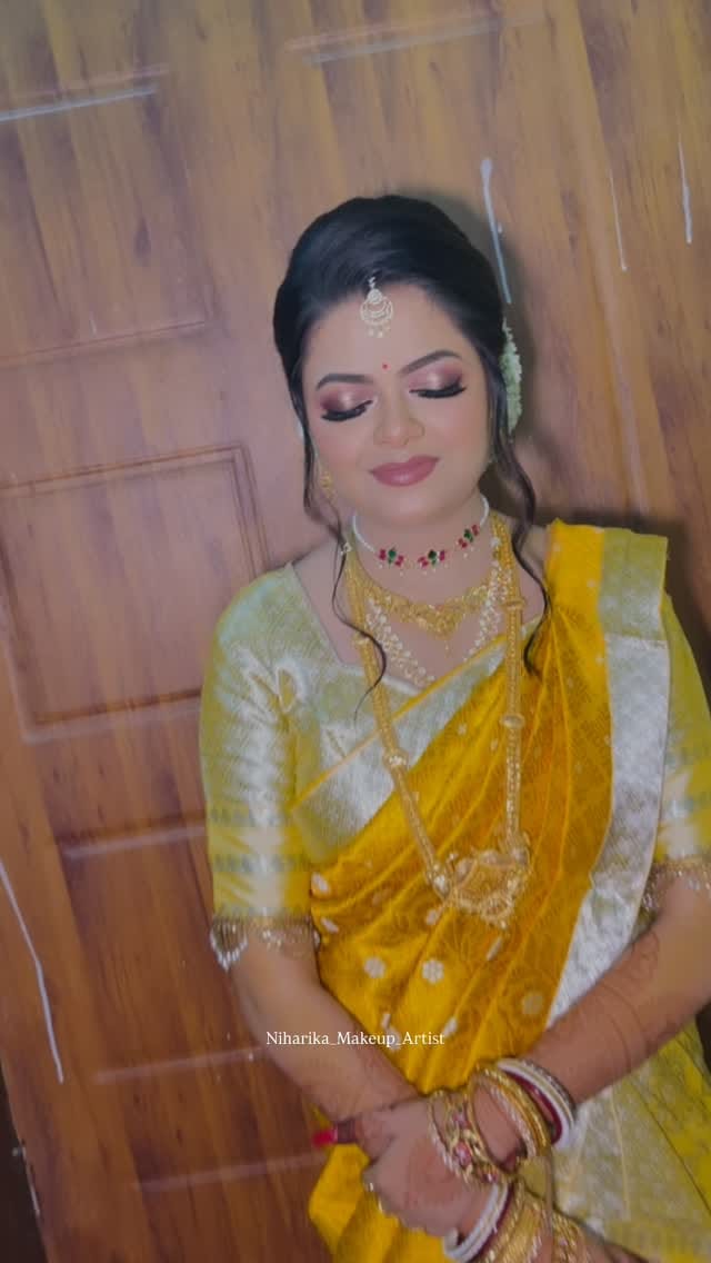 Post 6 by Niharrikaa Das on Instagram (video)