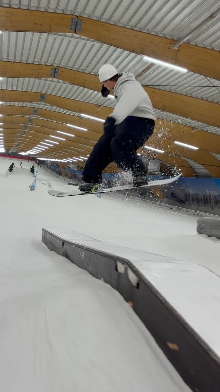 Post 1 by Jules De Sloover on Instagram (video)