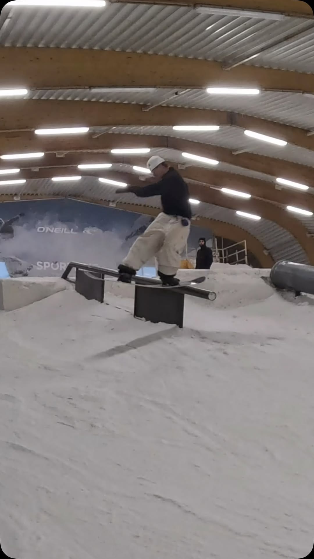 Post 2 by Jules De Sloover on Instagram (video)
